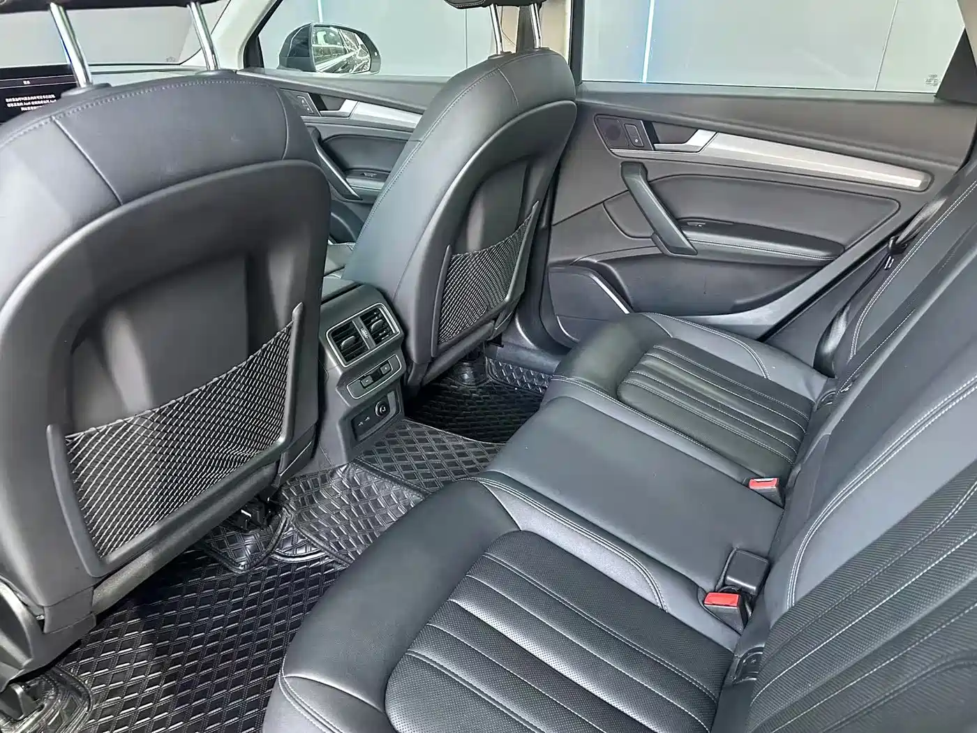 Audi Q5L 2022 40T Fashion Elegance фото 10