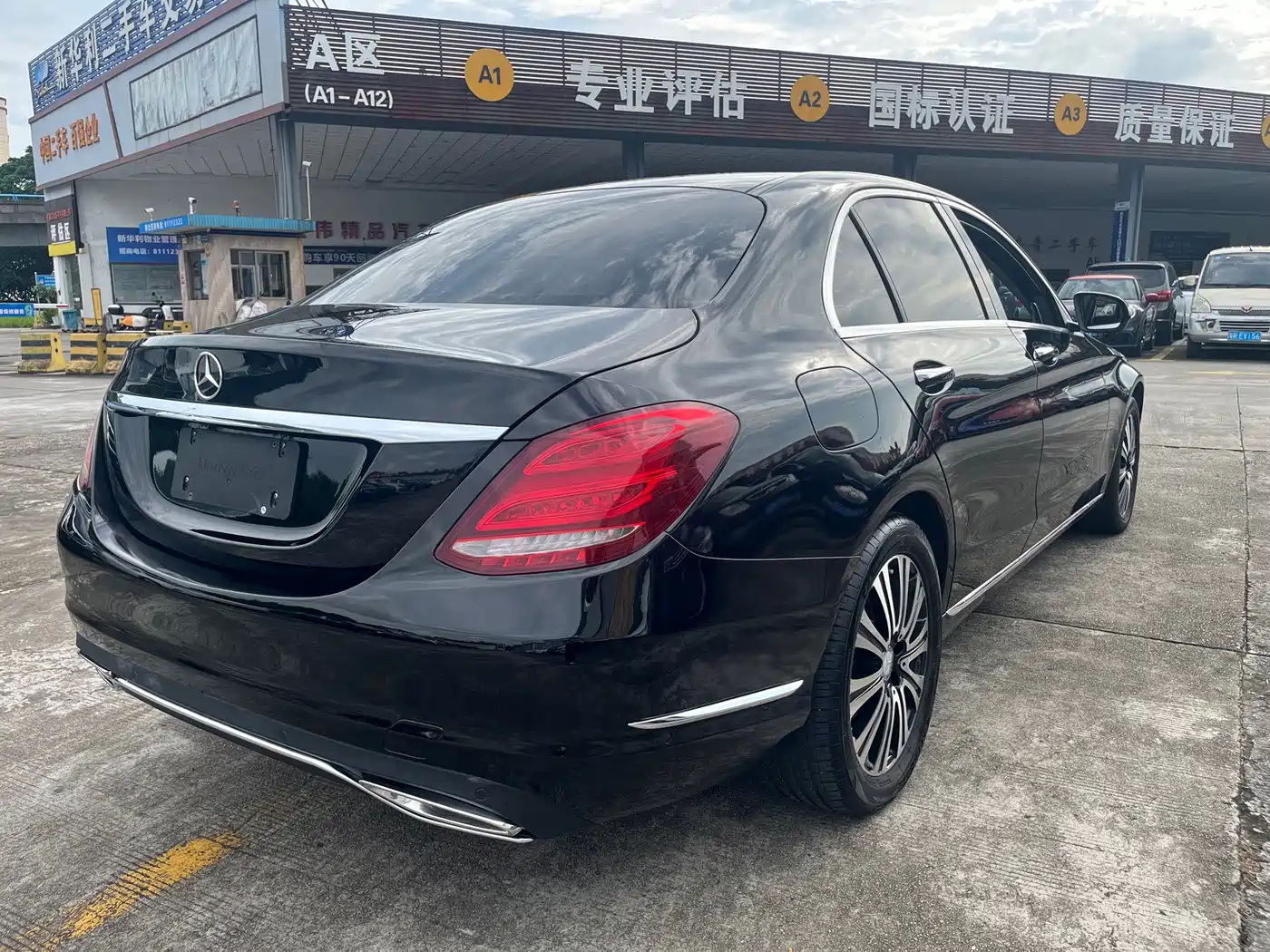 Mercedes-Benz C-Class 2016 2015 Facelift C 200 L