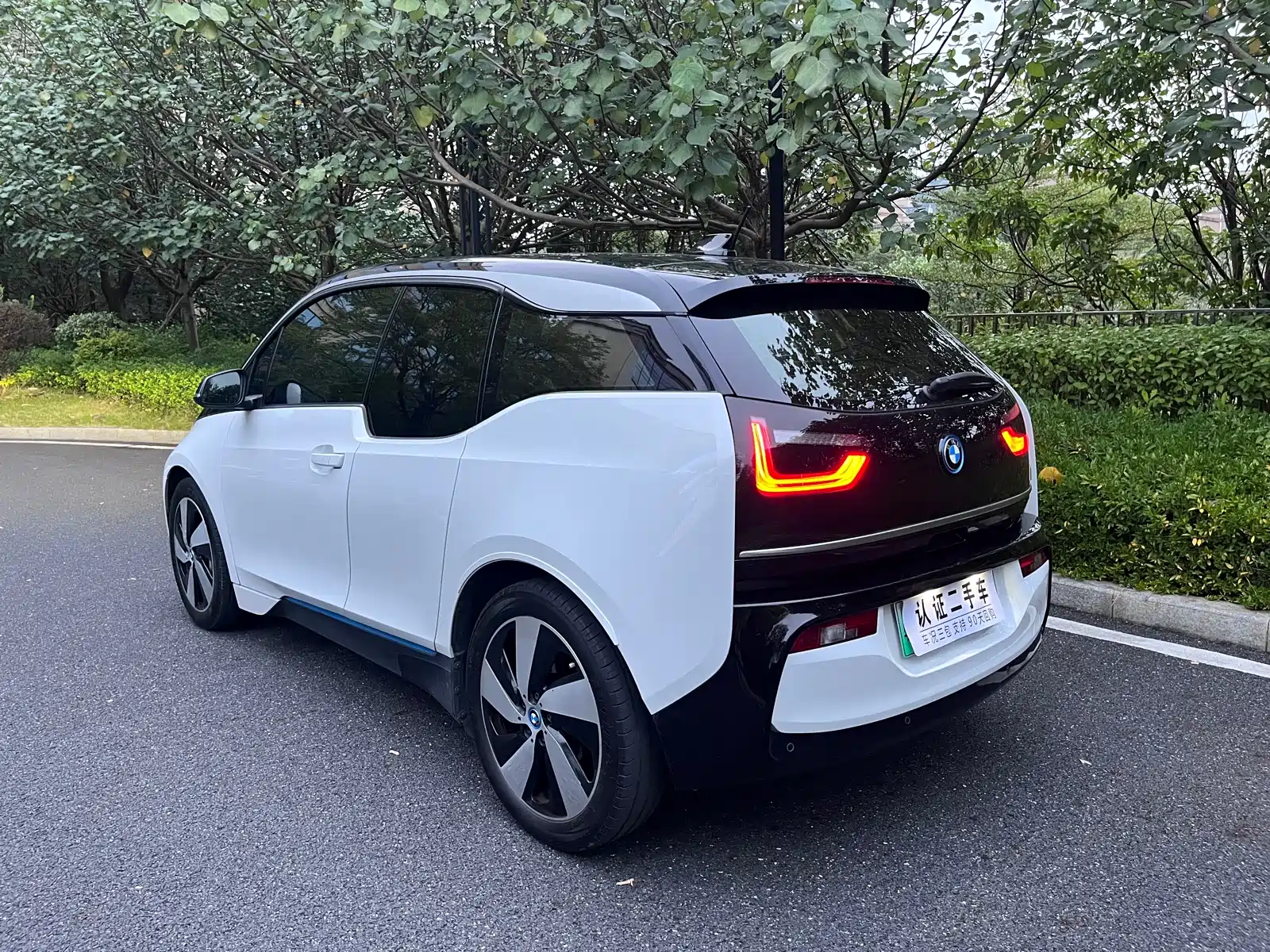 Фото 4 - BMW i3 (Import)