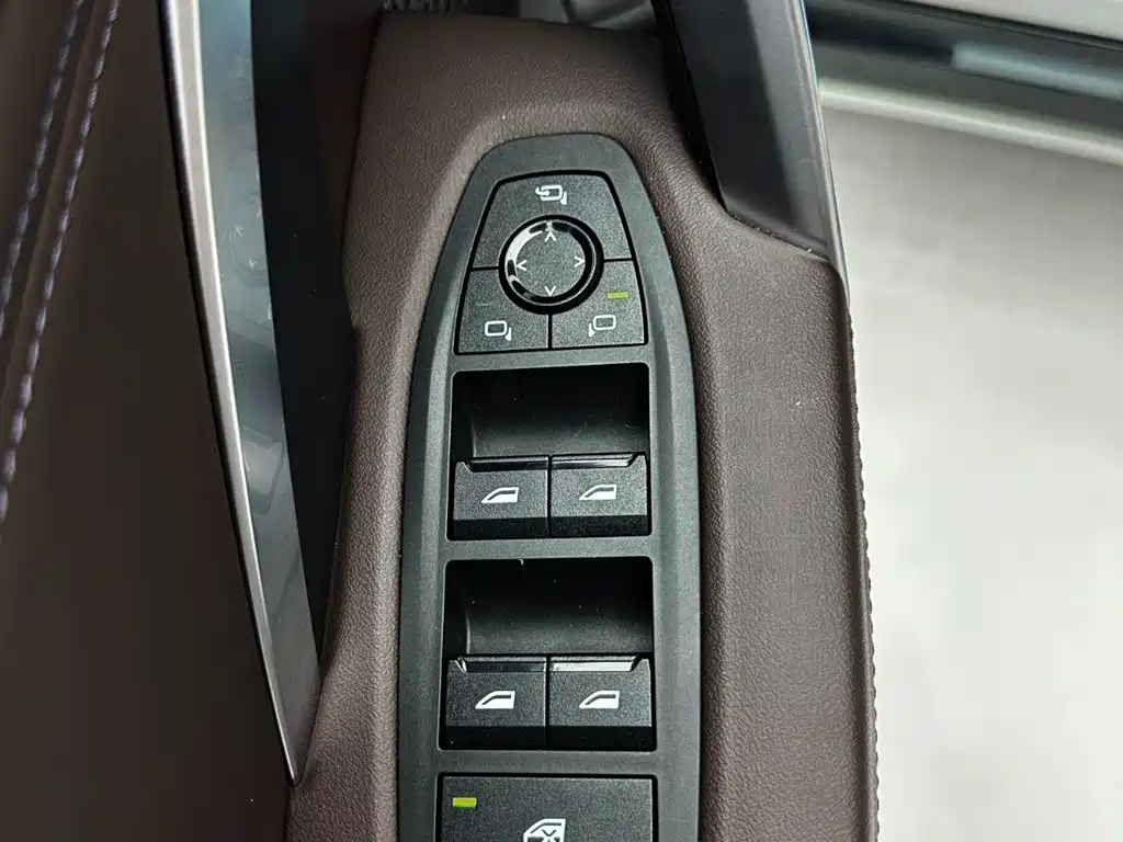 BMW X1 2023 sDrive20Li X Design Package фото 16