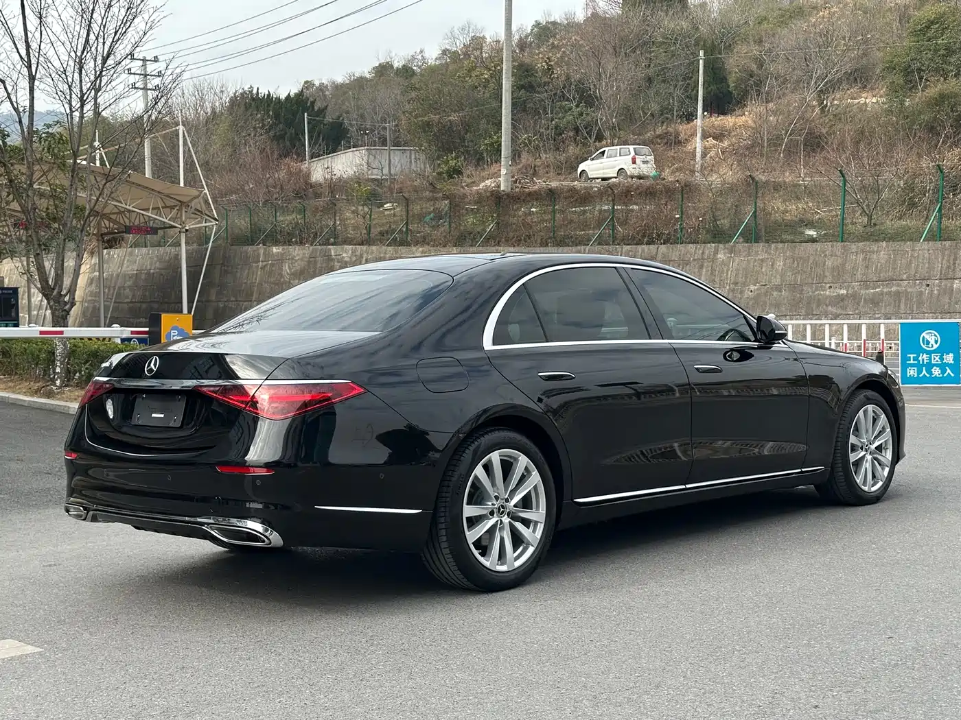 MERCEDES-BENZ S CLASS