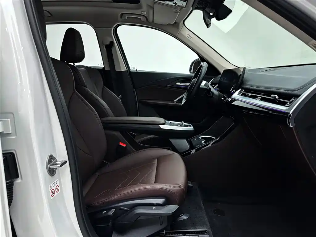 BMW X1 2023 sDrive20Li X Design Package фото 21
