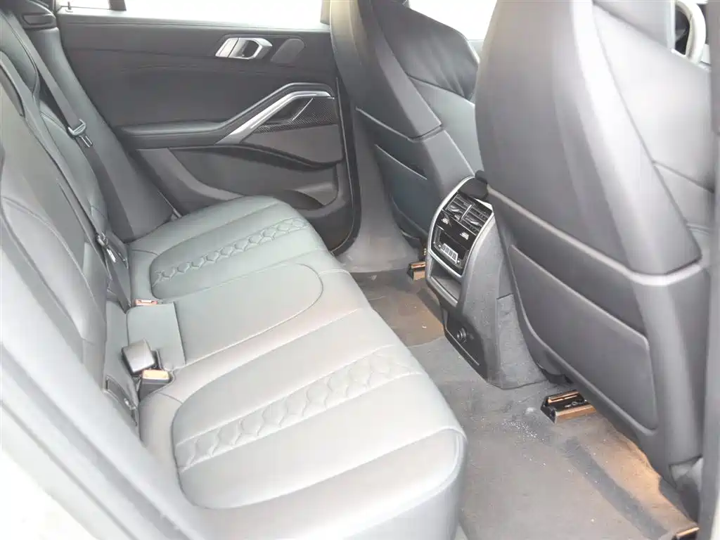 BMW X6 M 2020 X6 M фото 10