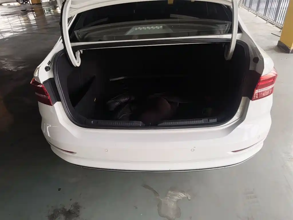 Volkswagen Lavida 2019 1.5L Automatic Comfort Edition China VI фото 19