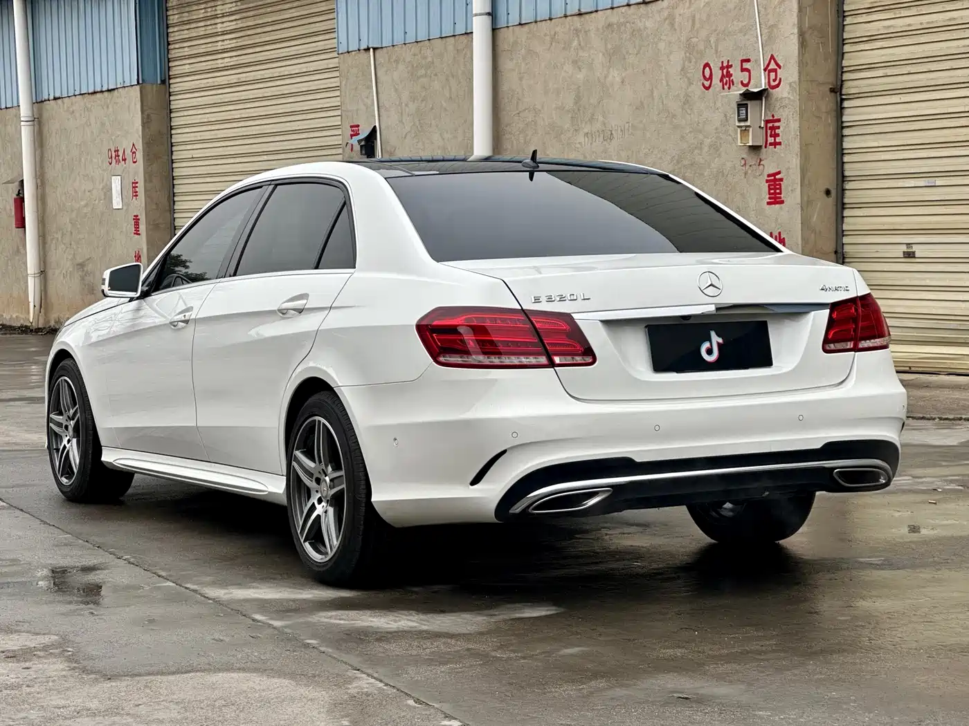 Mercedes-Benz E-Class 2015 E 320 L Sport 4MATIC фото 6