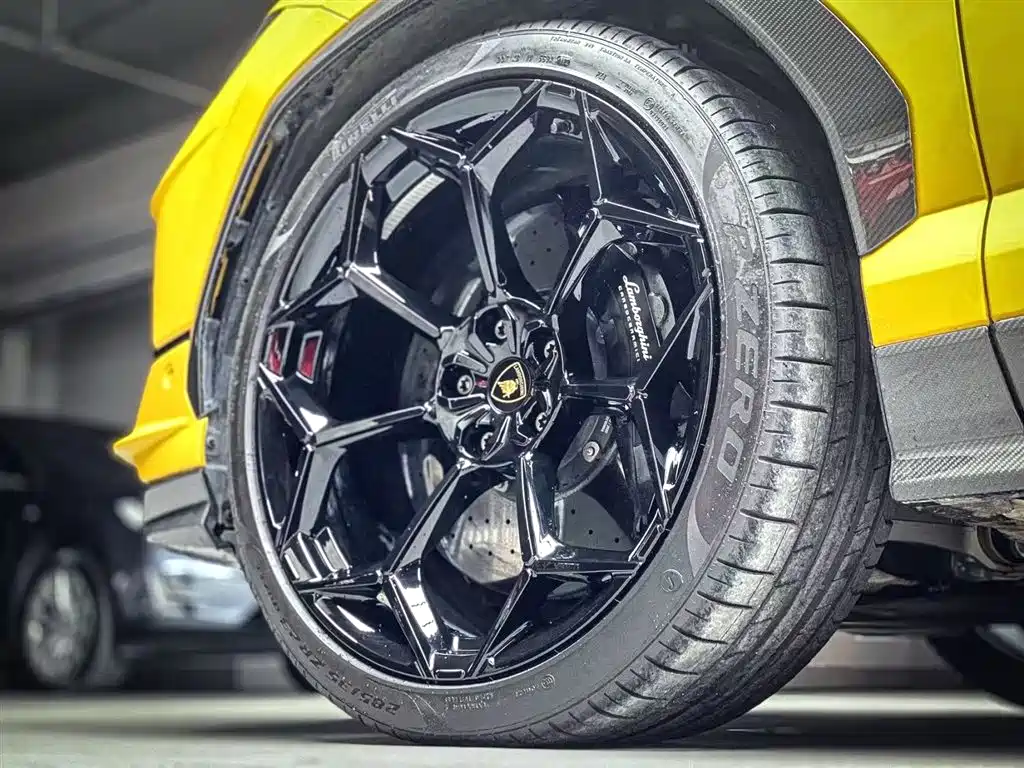Lamborghini Urus 2022 4.0T V8 Performante фото 10