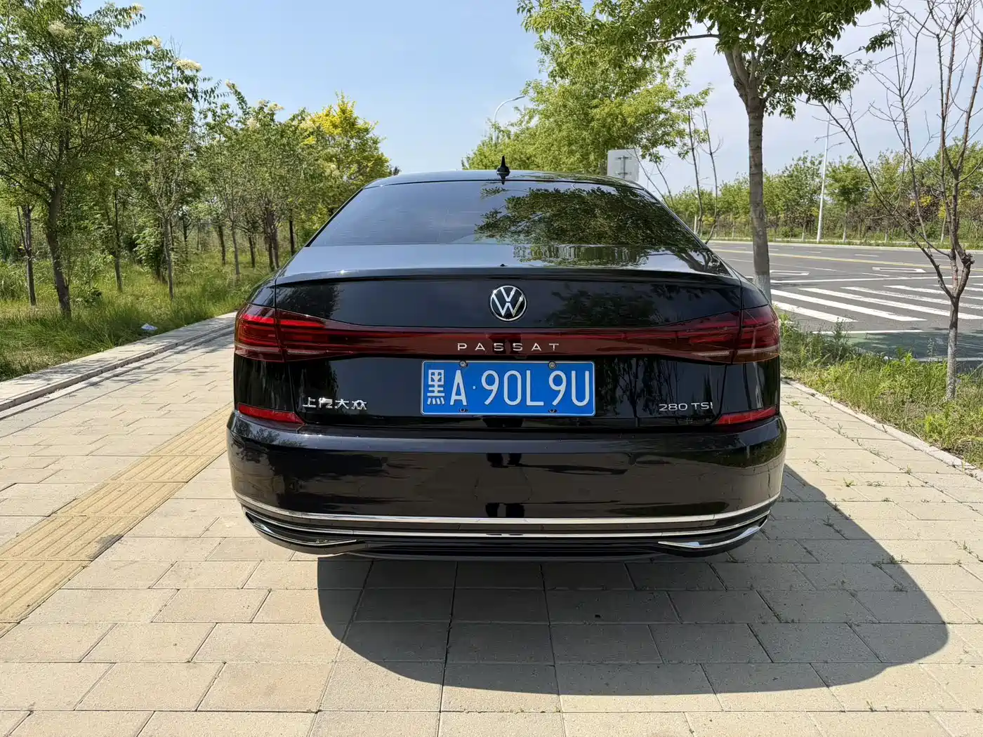 Фото 8 - Volkswagen Passat