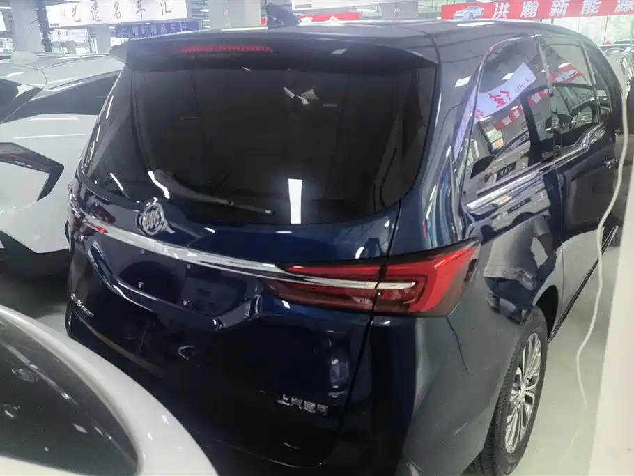 BUICK GL8