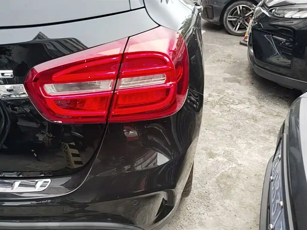 Mercedes-Benz GLA AMG 2015 AMG GLA 45 4MATIC фото 8
