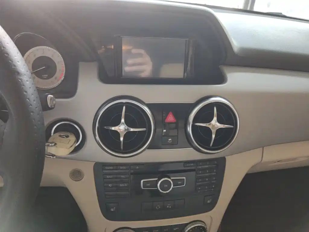 Mercedes-Benz GLK-Class 2013 GLK 300 4MATIC Dynamic Sunroof фото 13
