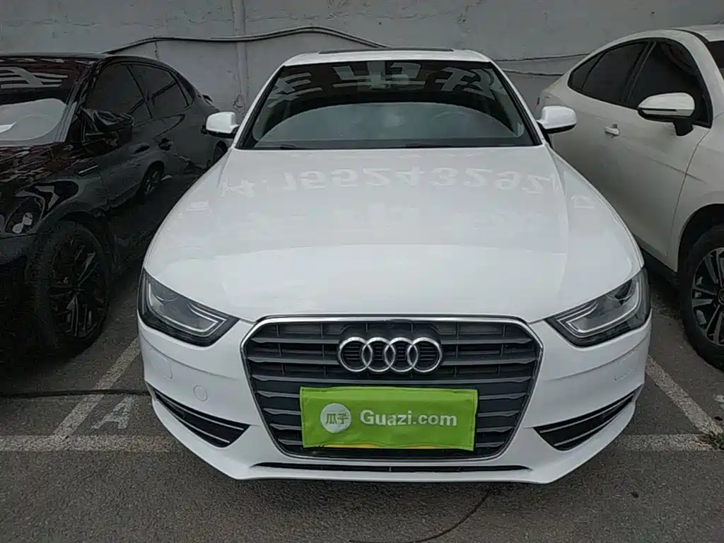 Audi A4L 2016 30 TFSI Collector's Edition Automatic Comfort фото 3