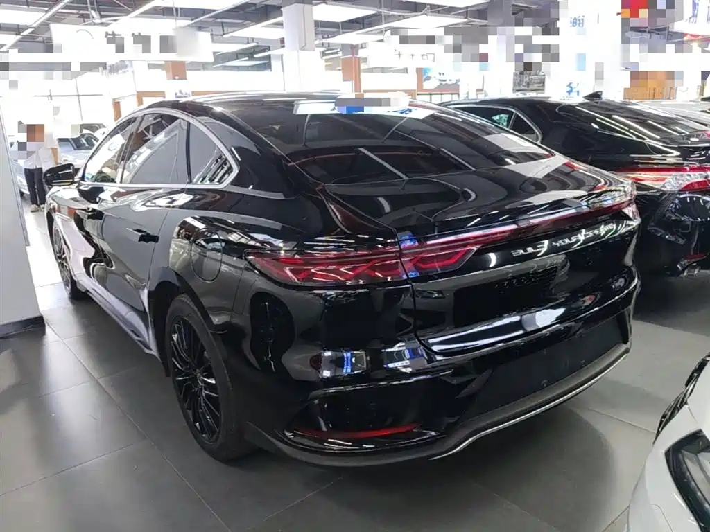 BYD Han 2024 DM-i Glory Edition 121KM Honor фото 5