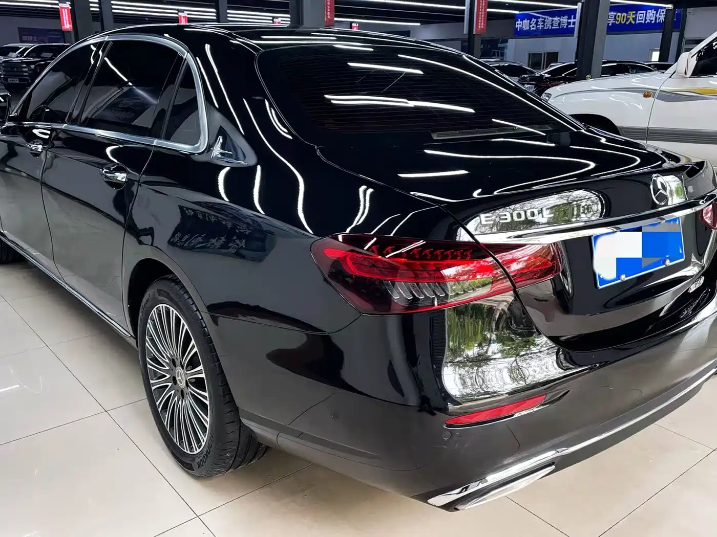 Mercedes-Benz E-Class 2023 Facelift E 300 L Luxury фото 3