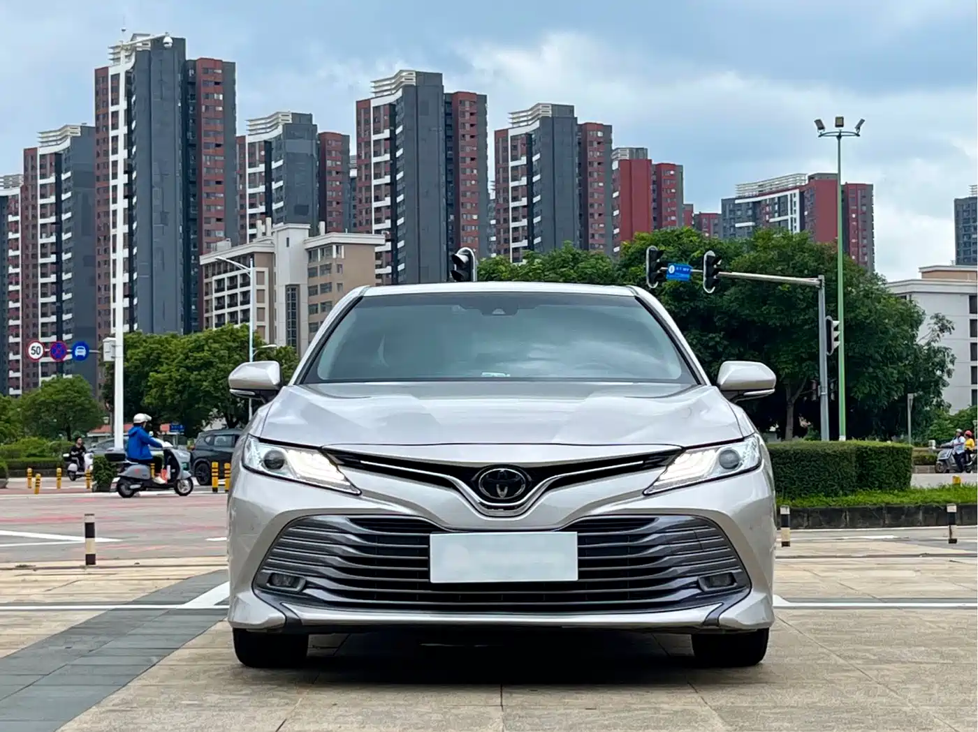 Toyota Camry 2019 2.0G Luxury (China V) фото 2