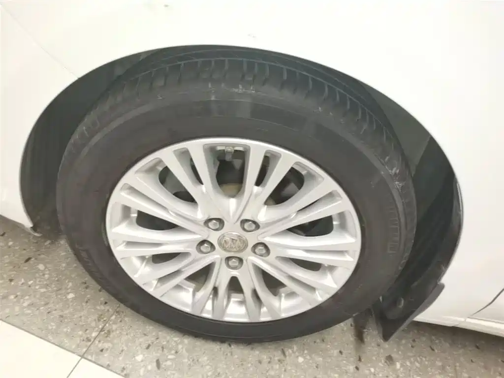 Buick Excelle 2015 15N Automatic Elite фото 23