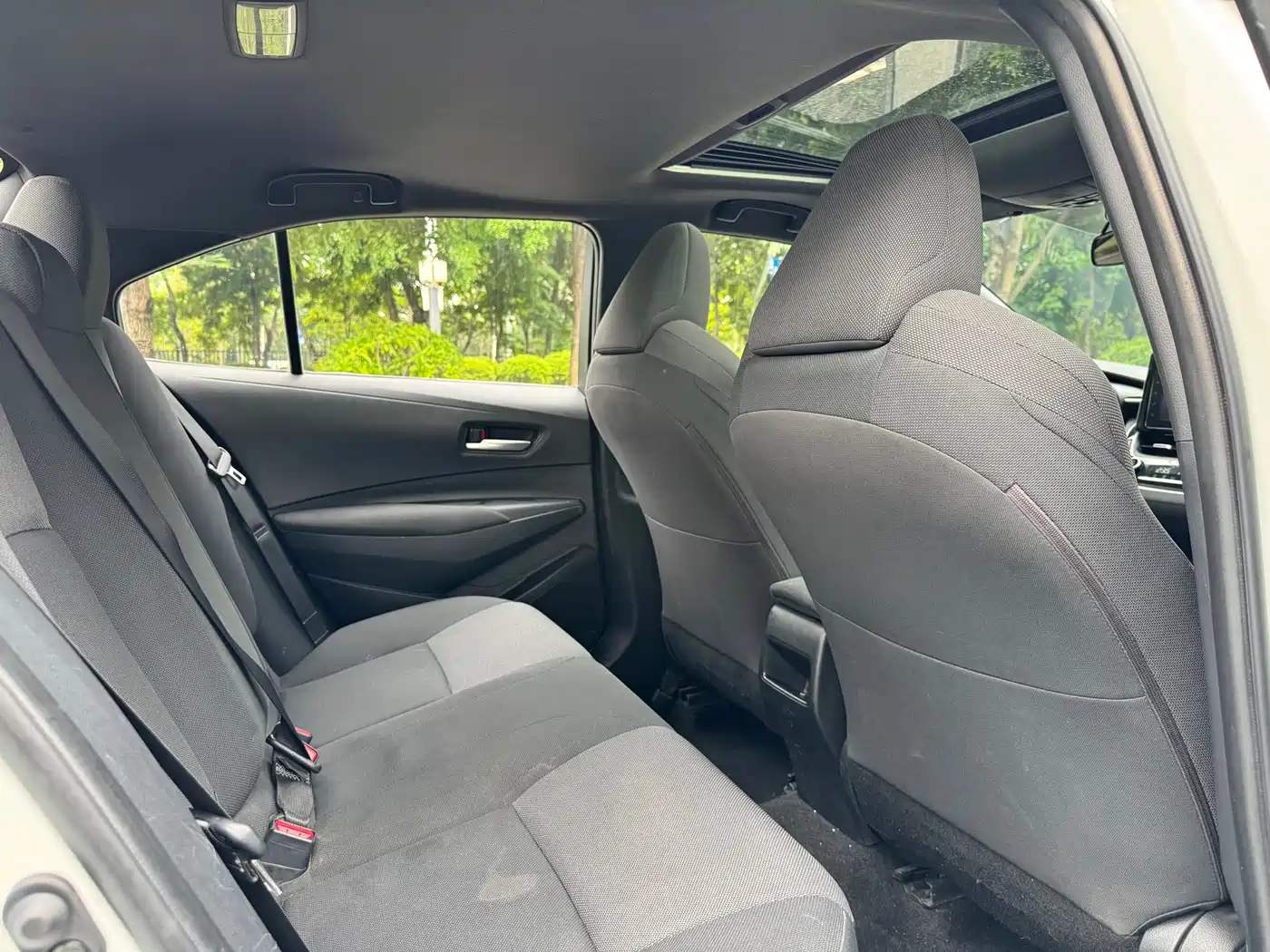 Toyota Levin 2019 Hybrid 1.8H E-CVT Luxury Edition China VI фото 7