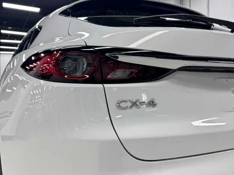 Mazda CX-4 2023 2021 2.0L Auto FWD Skyactiv Explorer Edition