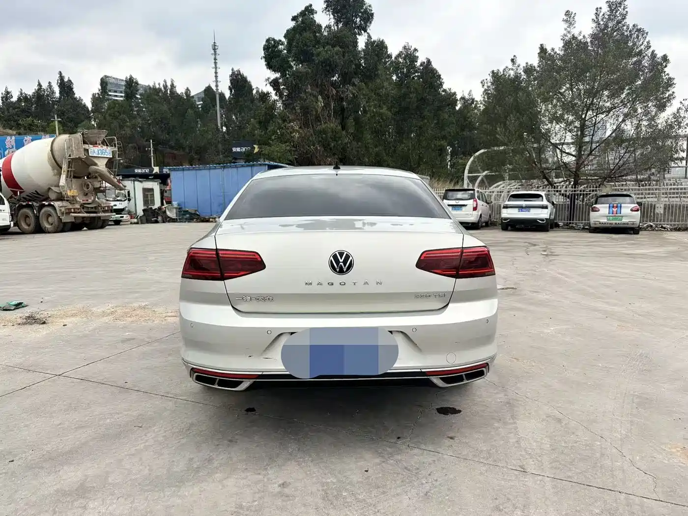 Volkswagen Magotan 2019 330TSI DSG Luxury Class China VI фото 4