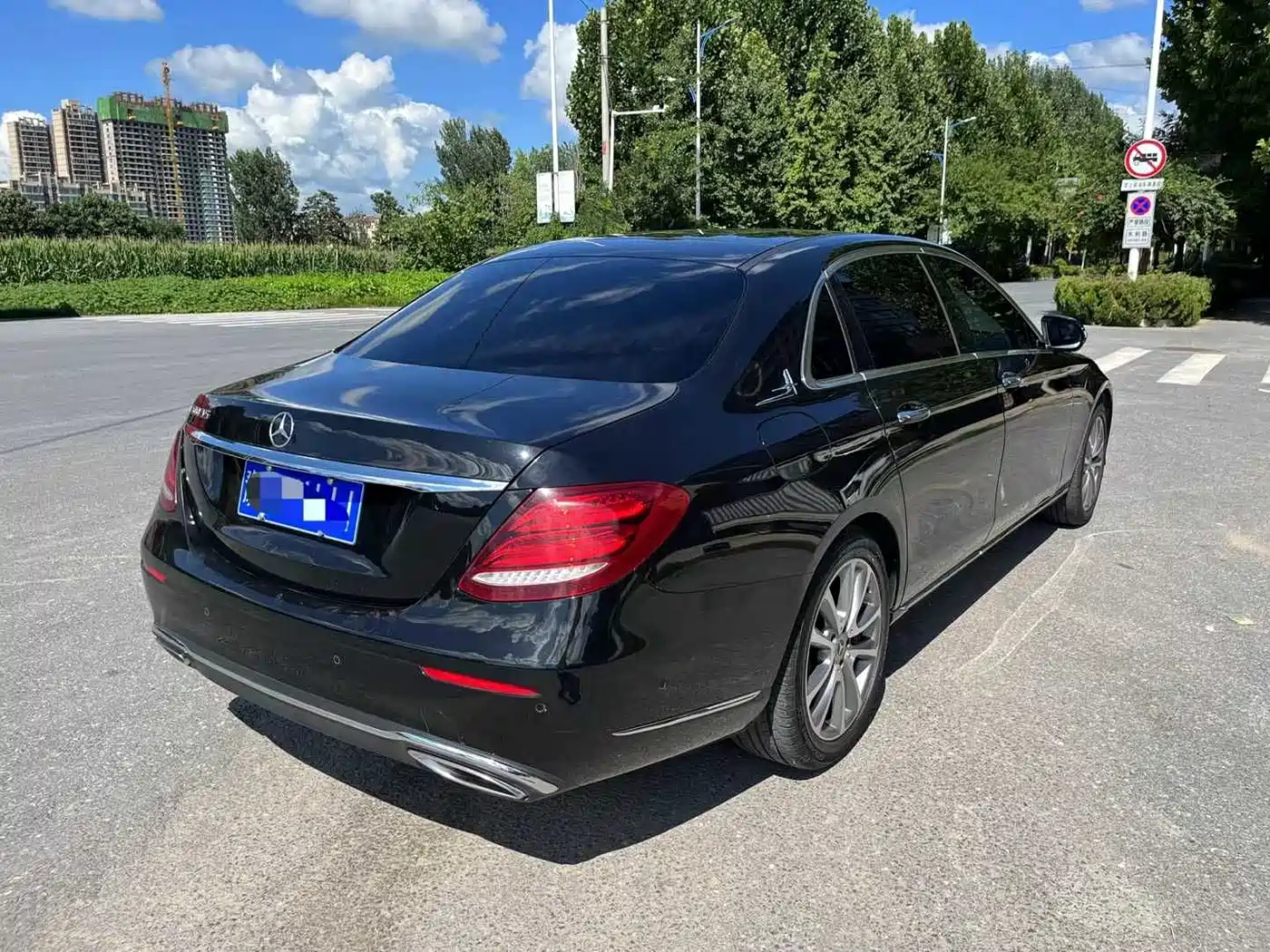 Mercedes-Benz E-Class 2019 E 300 L Luxury фото 10