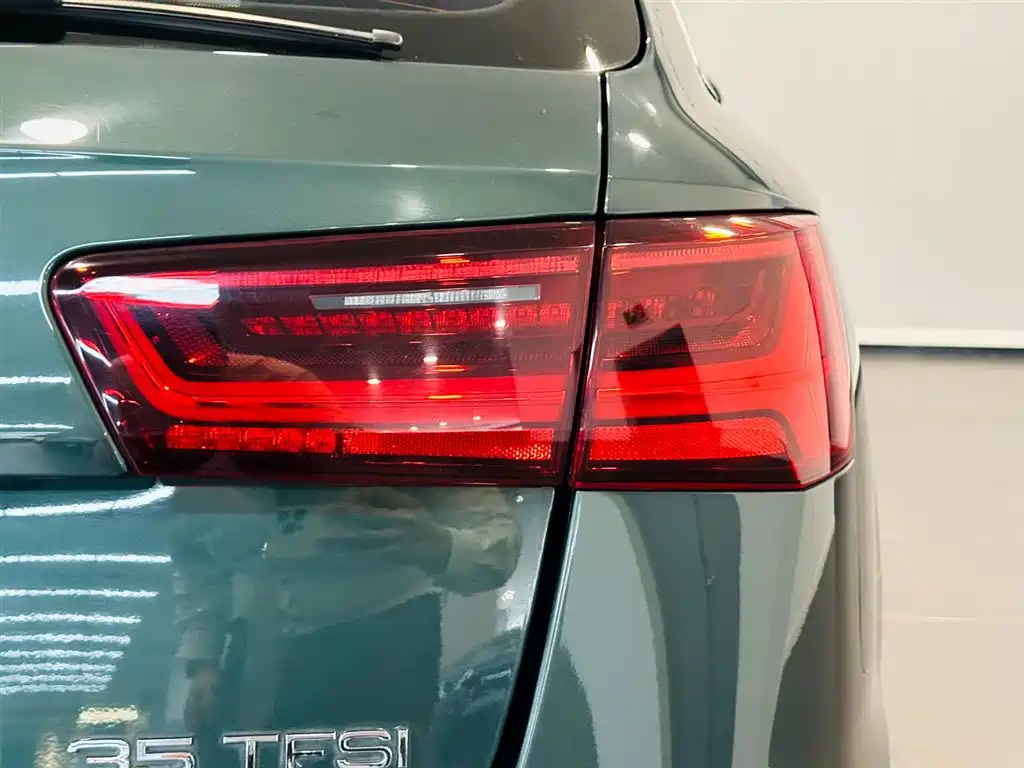 Audi A6 (Import) 2017 Avant 35 TFSI Fashion фото 20