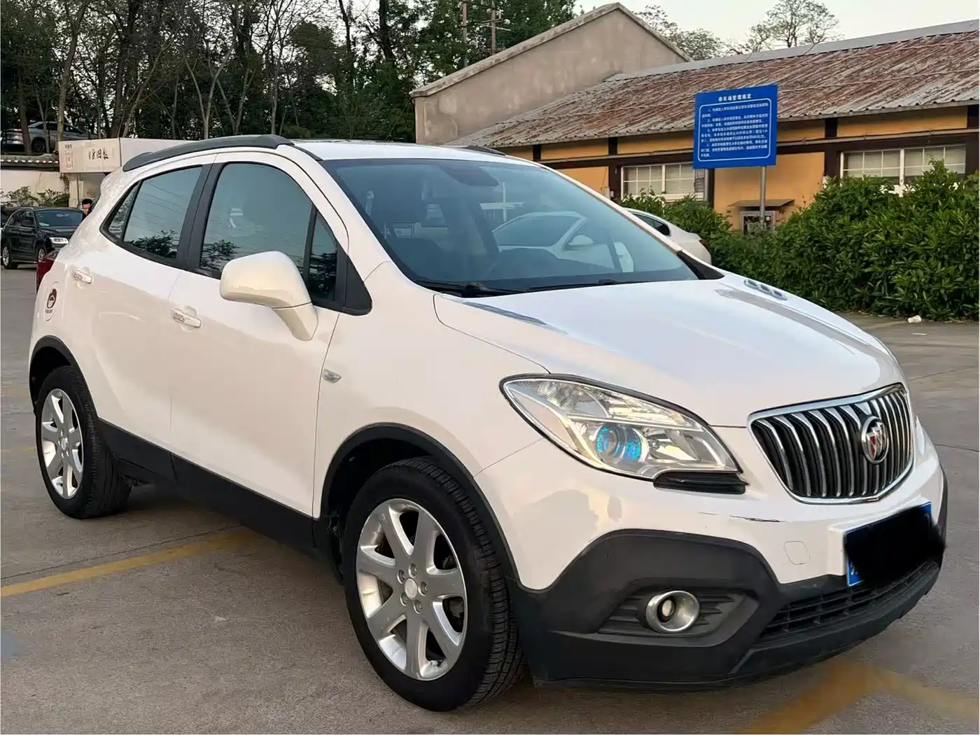 Buick Encore 2014 1.4T Automatic 2WD Urban Elite фото 3