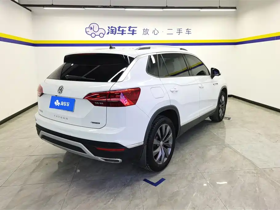 Volkswagen Tayron 2020 330TSI 2WD Luxury Smart Edition фото 3