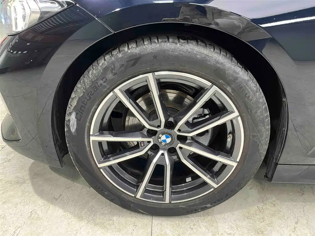 BMW 3 Series 2023 320Li M Sport Package фото 19
