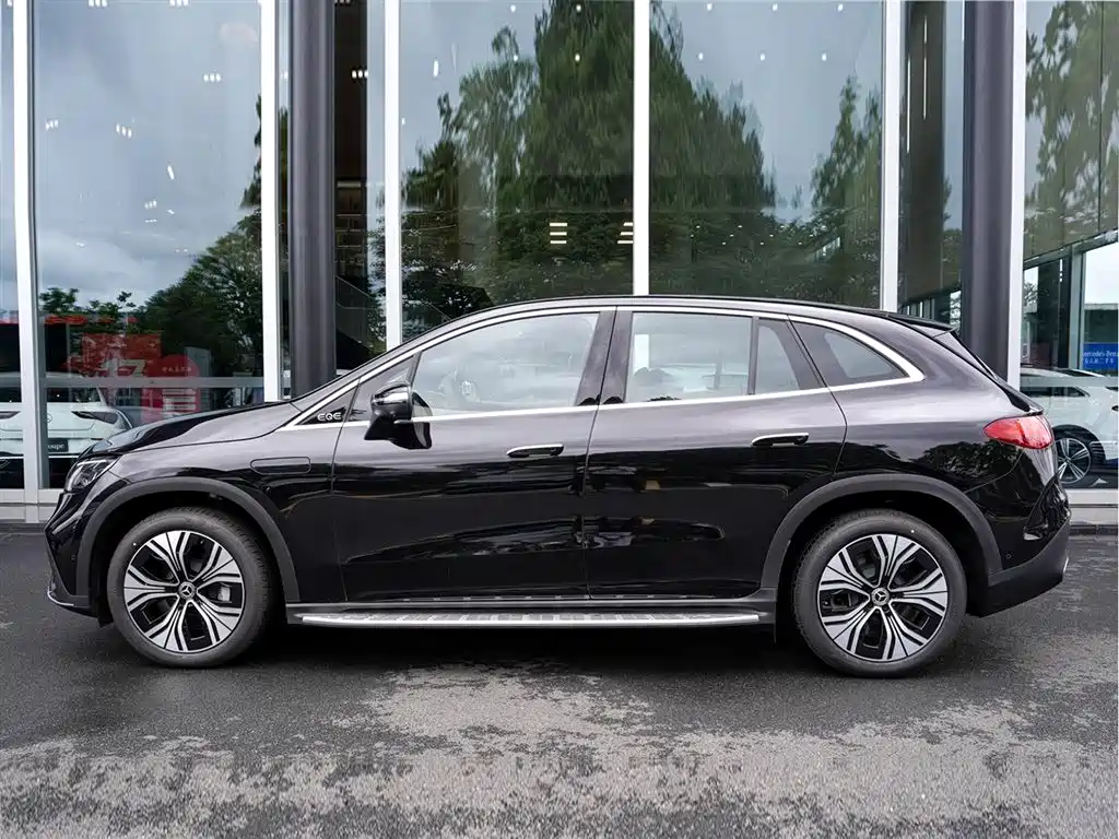 Mercedes-Benz EQE SUV 2024 500 4MATIC Pioneer Edition фото 3