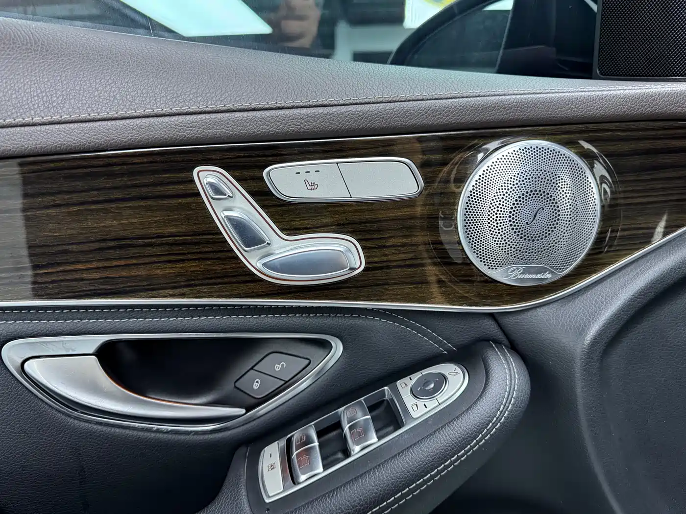 Mercedes-Benz GLC 2018 GLC 260 4MATIC Luxury фото 5