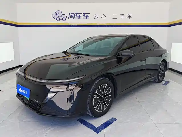  Nissan Nissan N6 2025 Mid Configuration