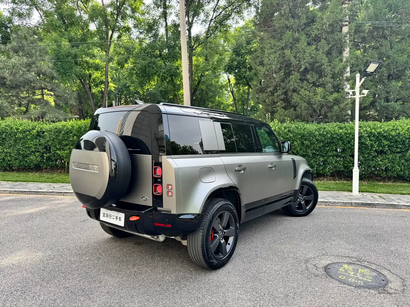 Land Rover Defender 2025 110 3.0T P400 X фото 4