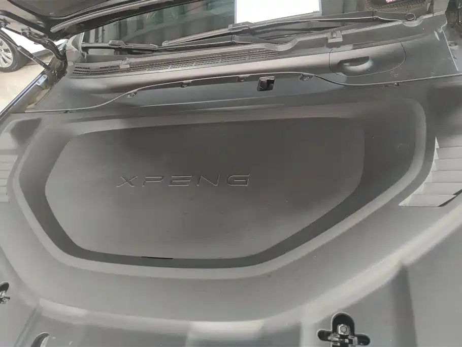 XPeng P7 2024 P7i 550 Pro фото 10