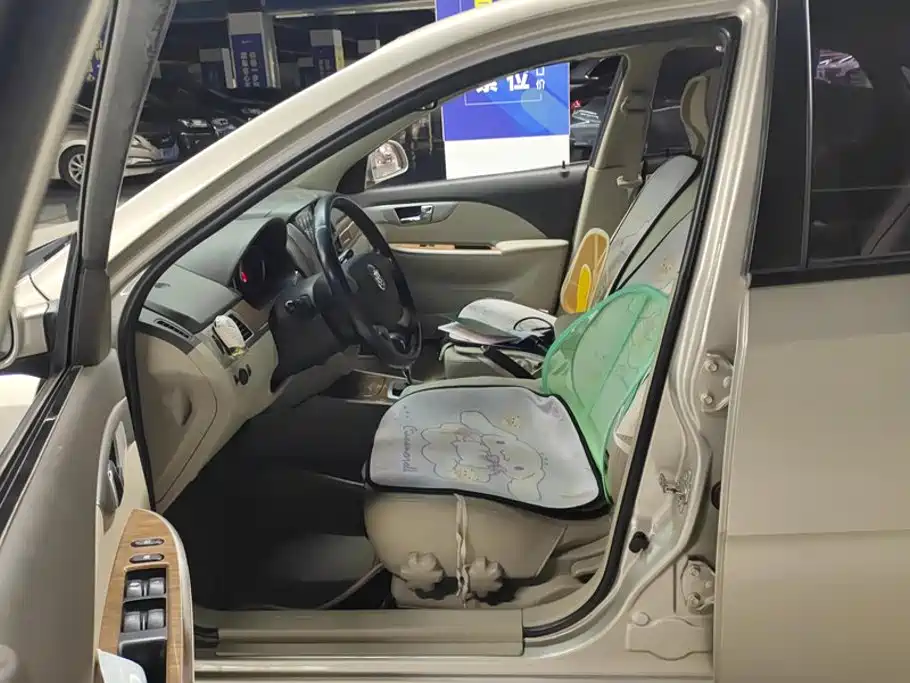 Фото 9 - Buick Excelle