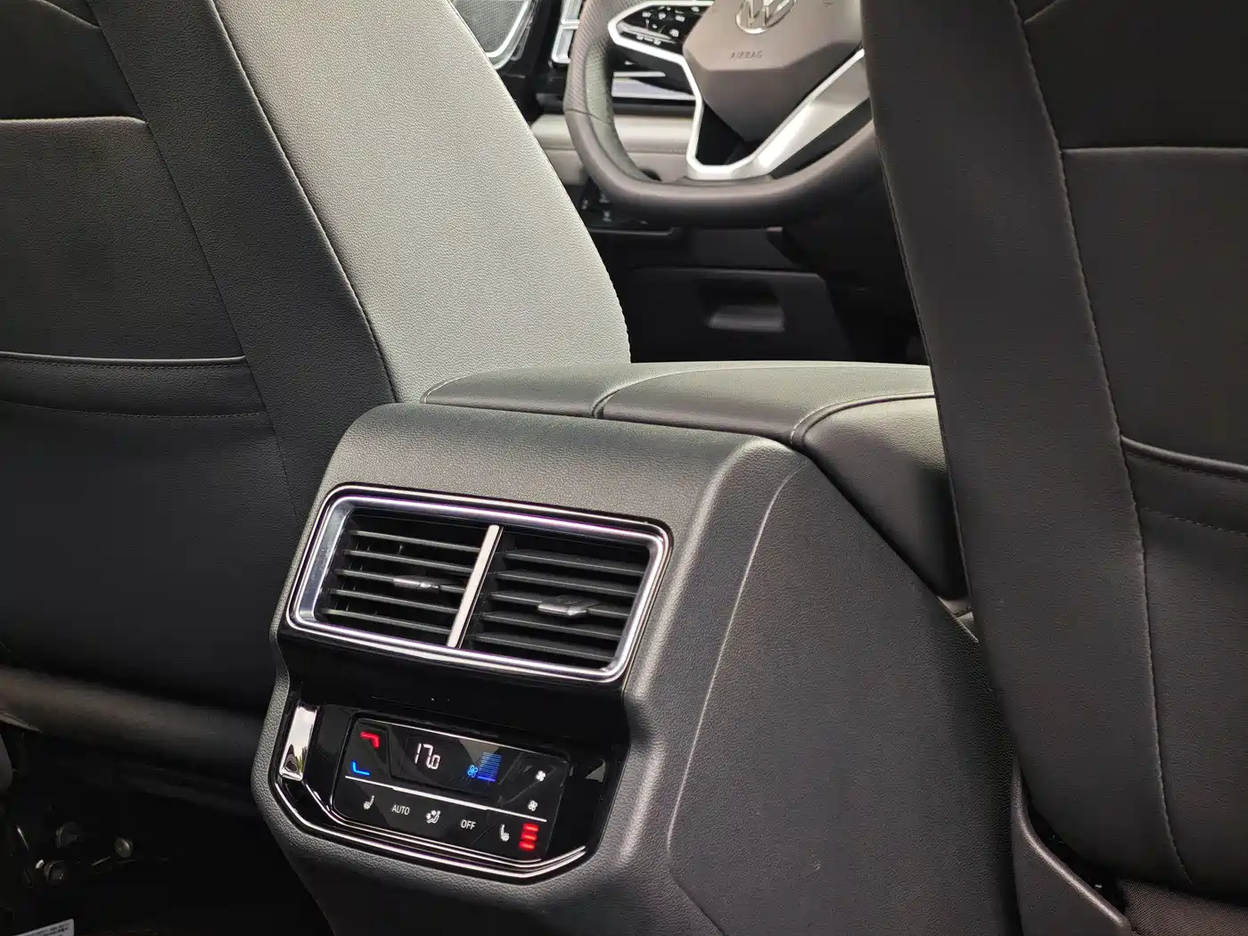 VOLKSWAGEN TOURANG
