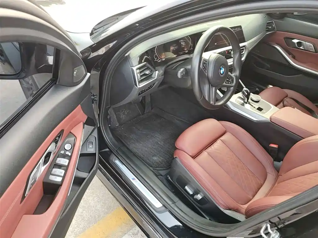 BMW 3 Series 2022 325Li M Sport Shadow Edition фото 16