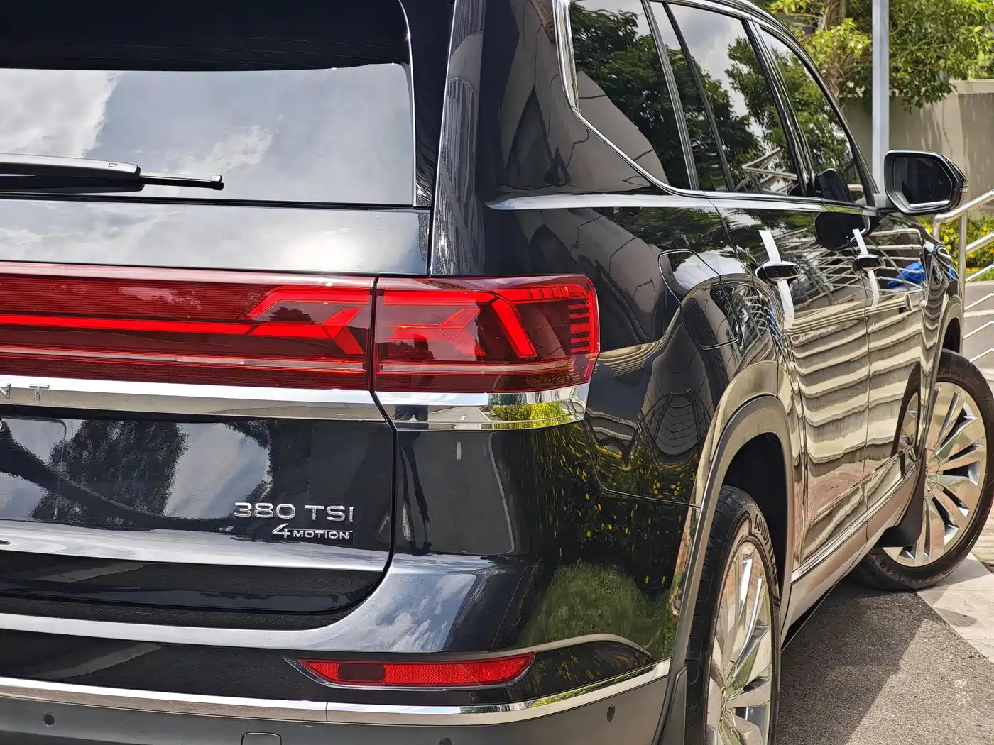 VOLKSWAGEN TOURANG