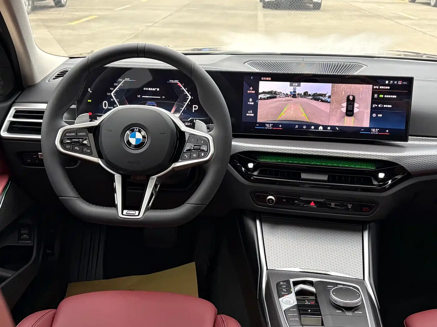 BMW 3 Series 2025 330Li M Sport Night Edition фото 6