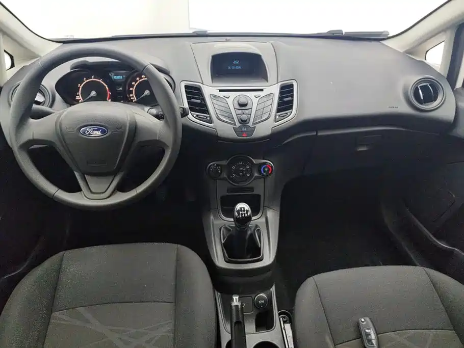 صورة 12 - Ford Fiesta
