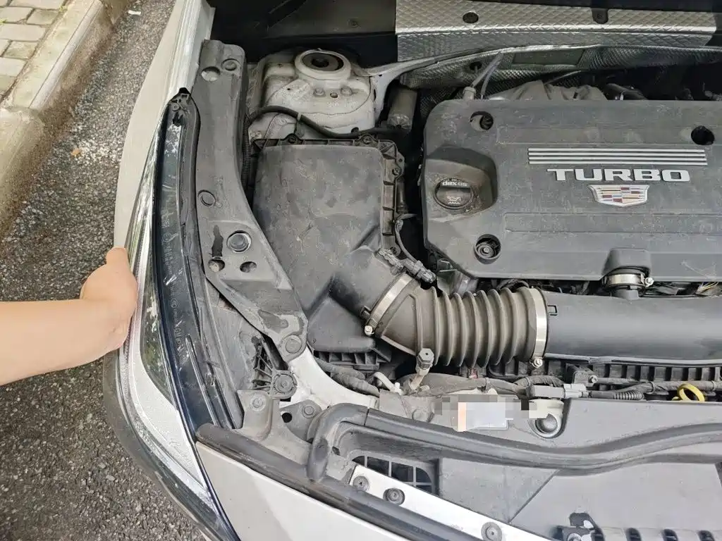 Cadillac XT4 2023 2022 28T FWD Premium