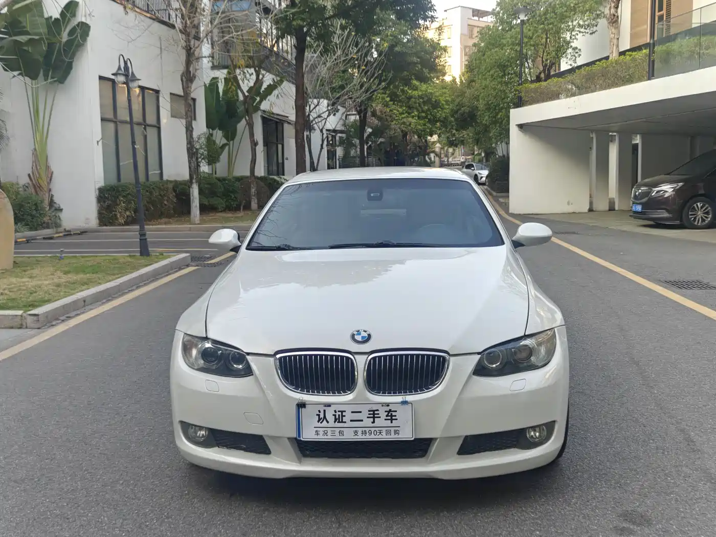 BMW 3 Series (Import) 2009 Model 325i Convertible фото 6