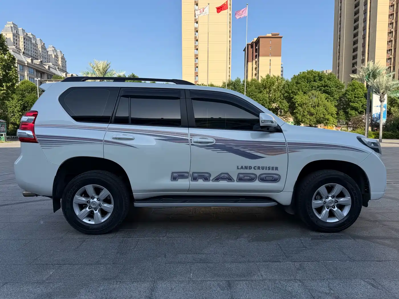 Toyota Prado 2016 3.5L Auto TX-L фото 6