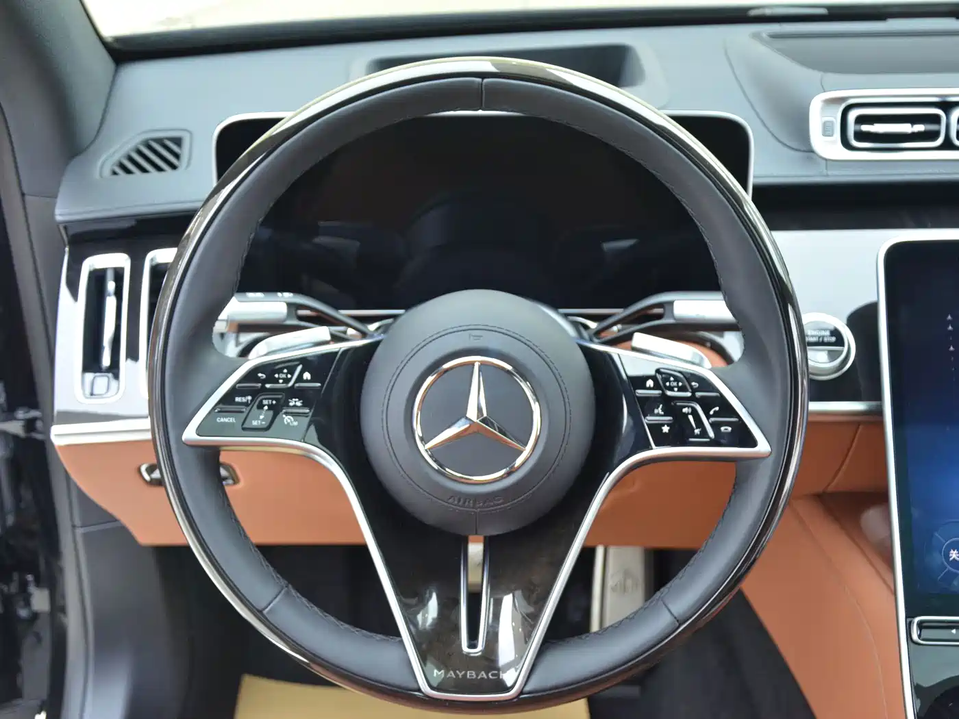 Mercedes-Benz Maybach S-Class 2025 Model S 480 4MATIC фото 7