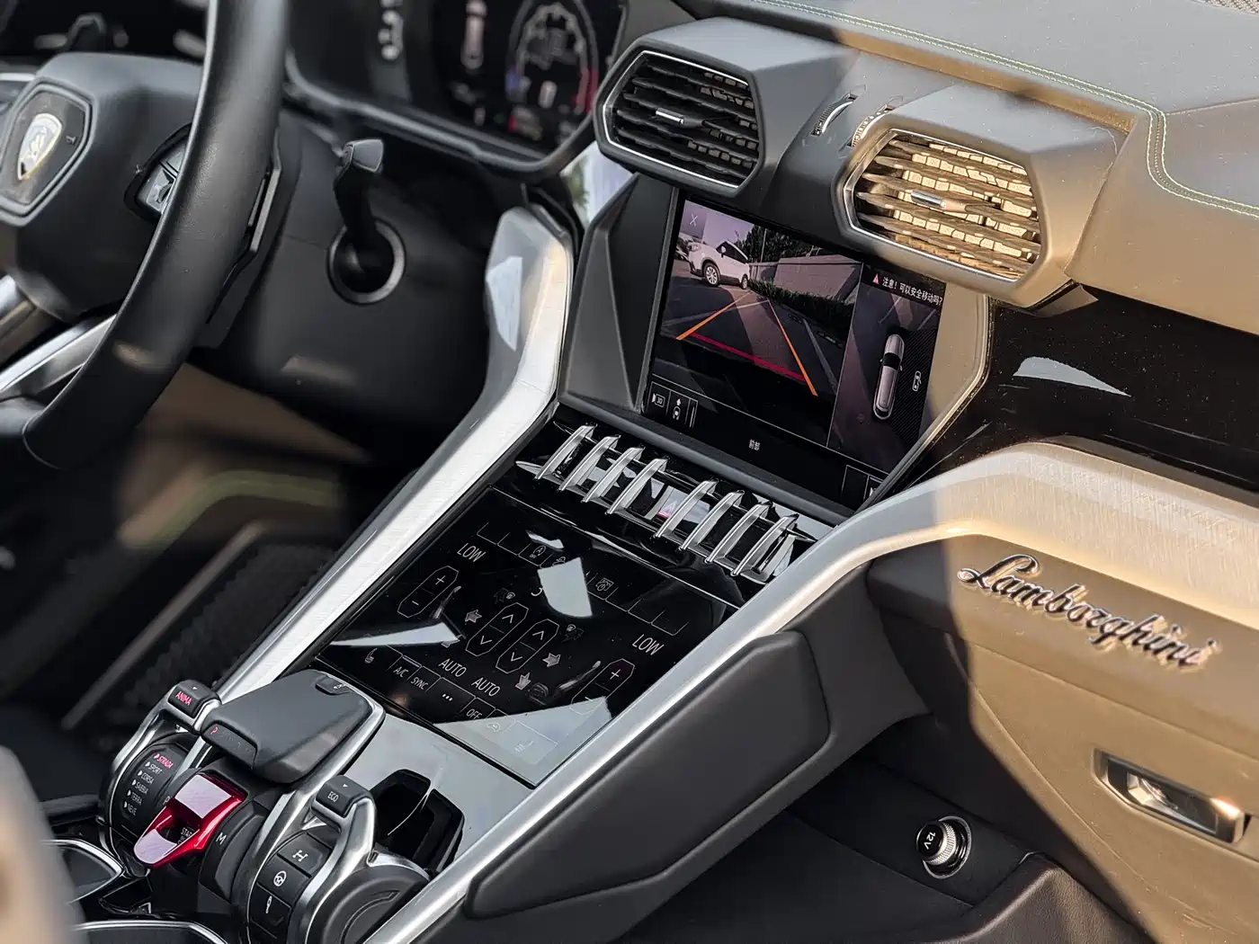 Lamborghini Urus 2018 4.0T V8 фото 4