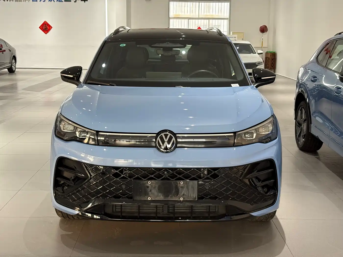 Volkswagen Tiguan L 2026 PRO 380TSI 4WD R-Line Smart Premium Edition фото 2