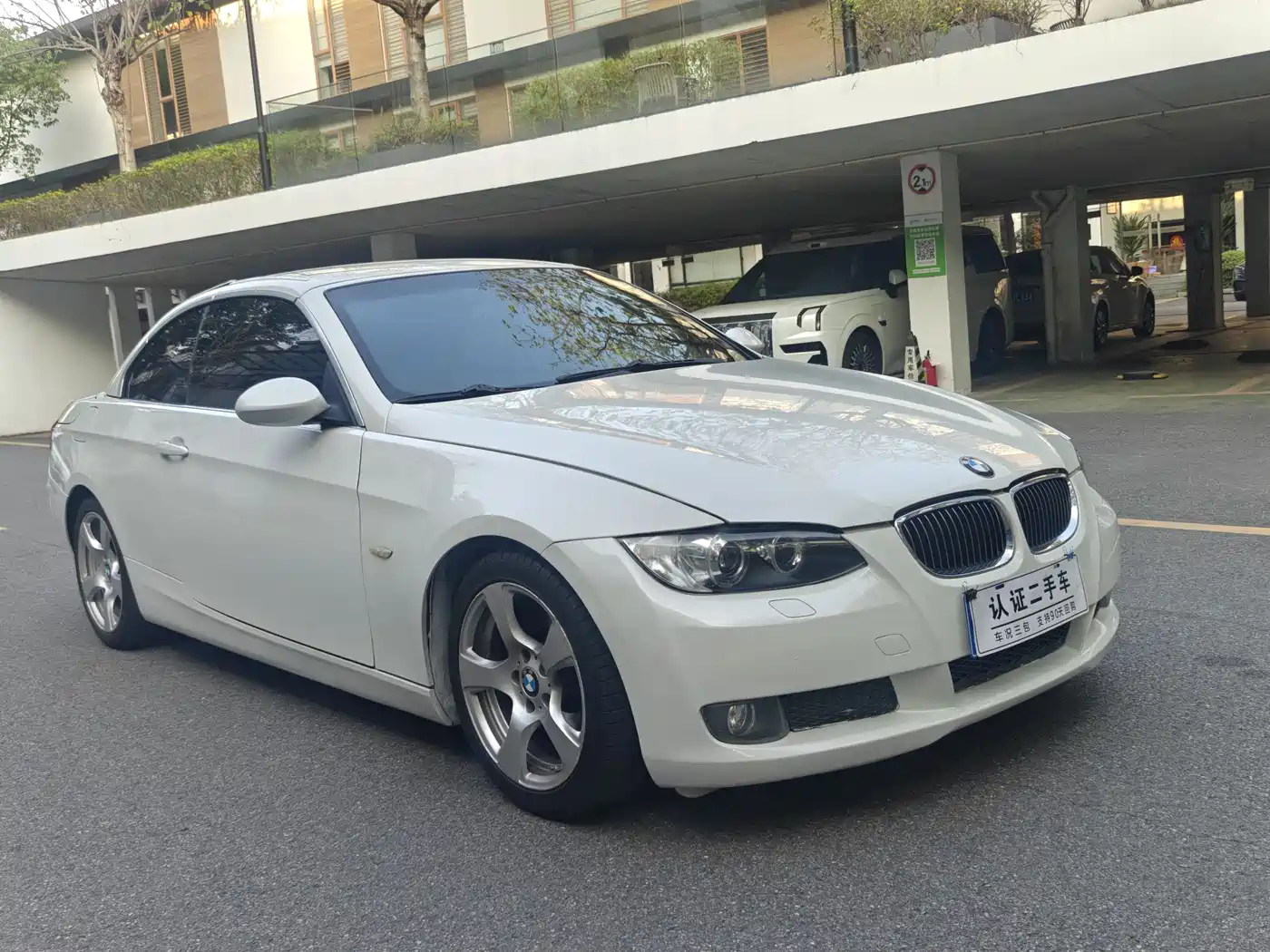 BMW 3 Series (Import) 2009 Model 325i Convertible фото 7