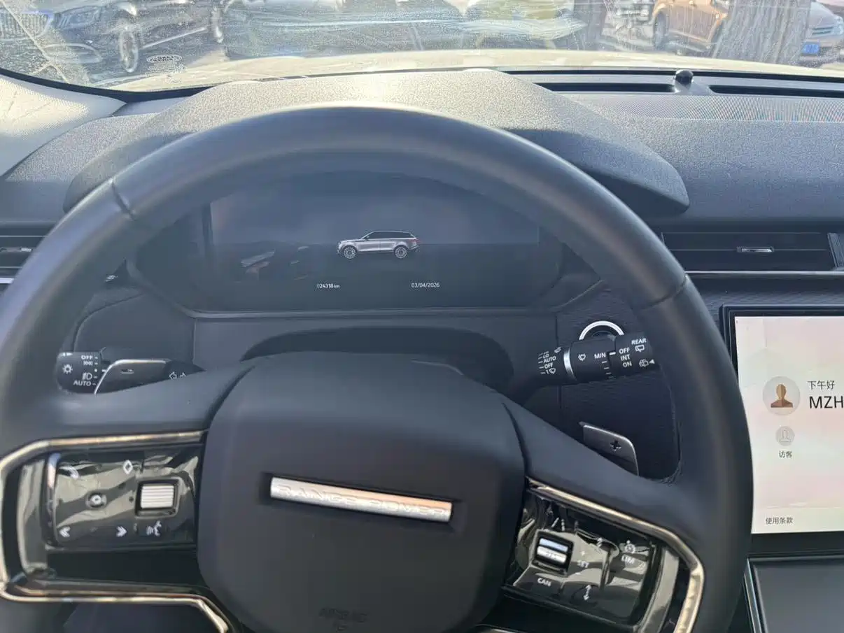 Land Rover Range Rover Velar 2024 S фото 4