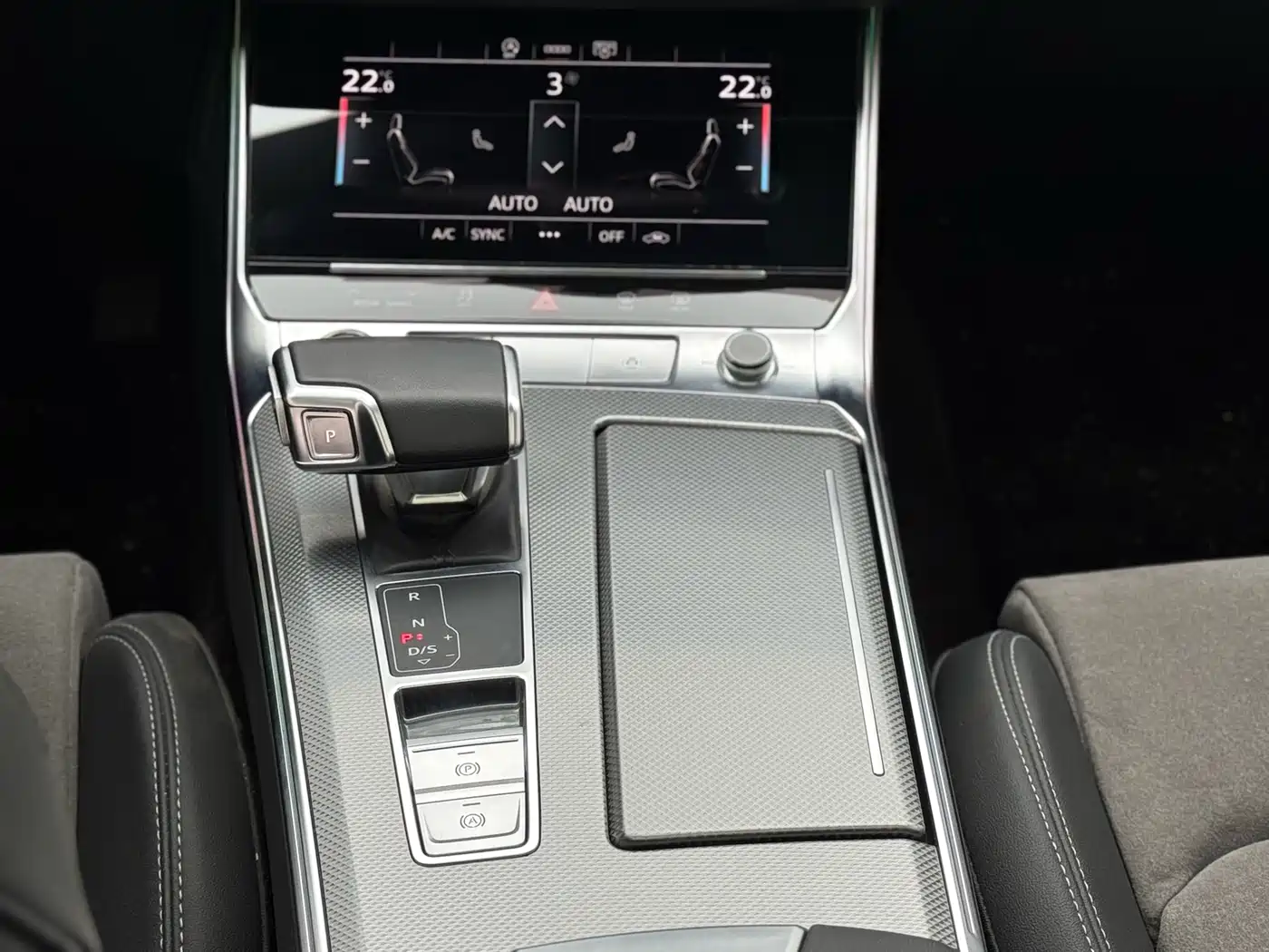 Audi A6L 2023 40 TFSI Luxury Dynamic фото 11