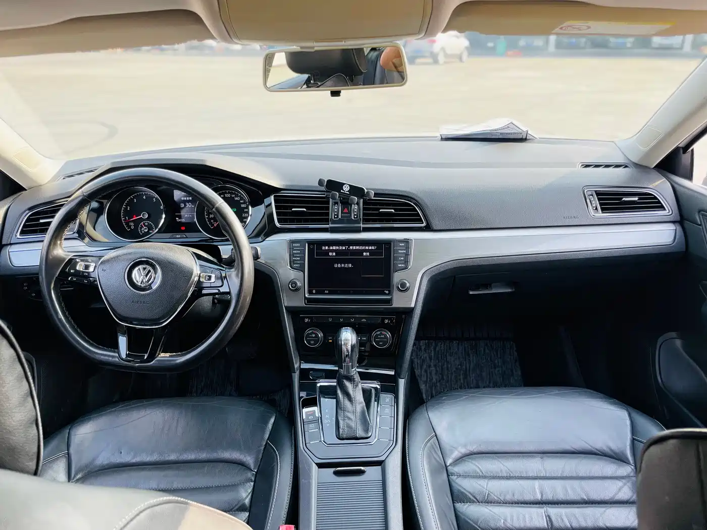 Volkswagen Lamando 2018 280TSI DSG Comfort Edition фото 4