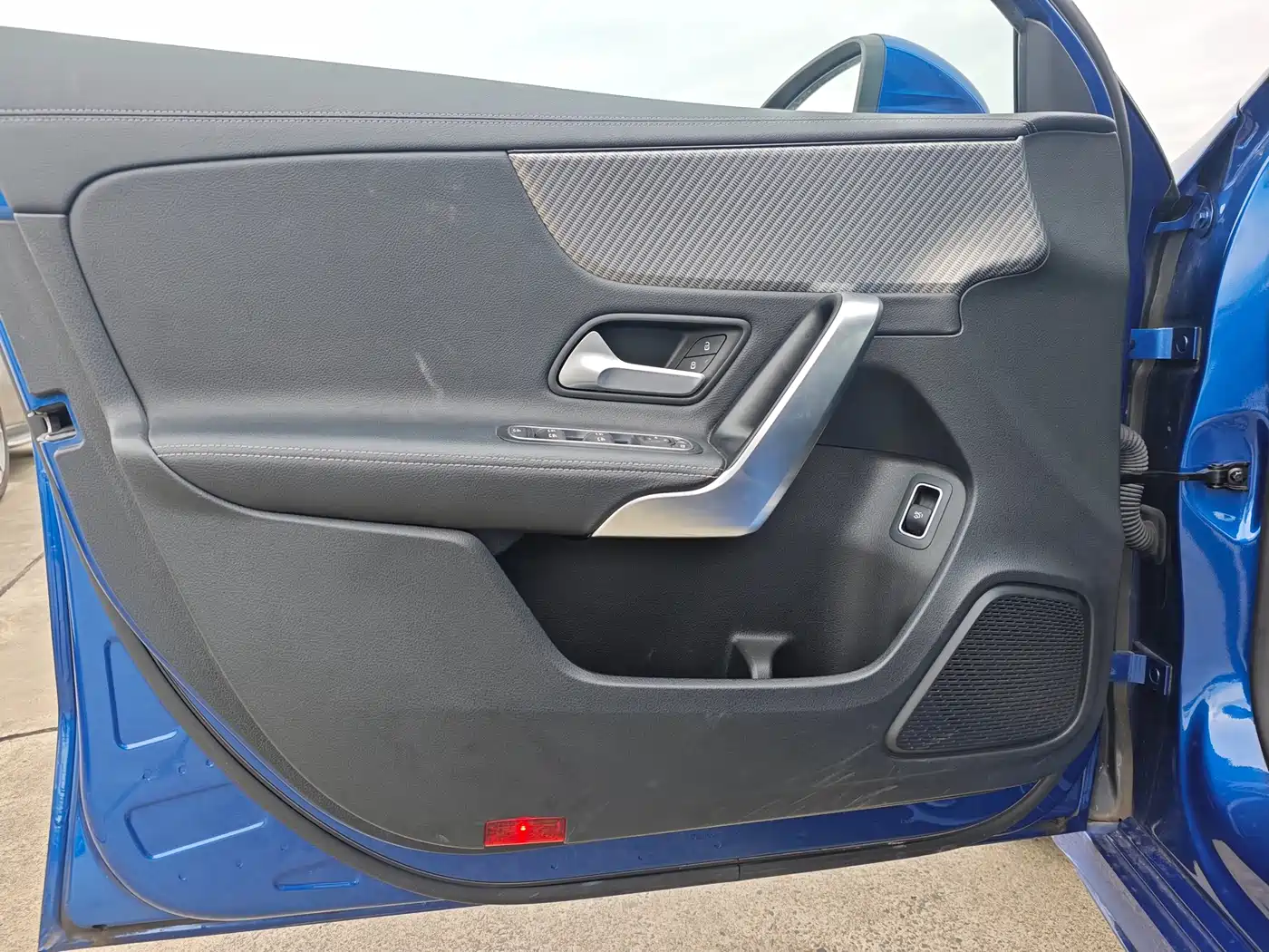 Mercedes-Benz A-Class 2023 A 200 L Dynamic фото 9