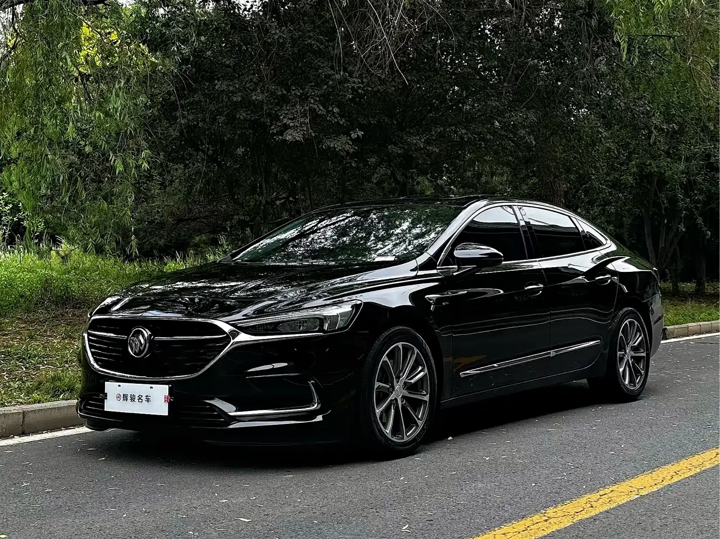BUICK LACROSSE